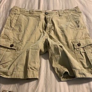 American eagle cargo shorts